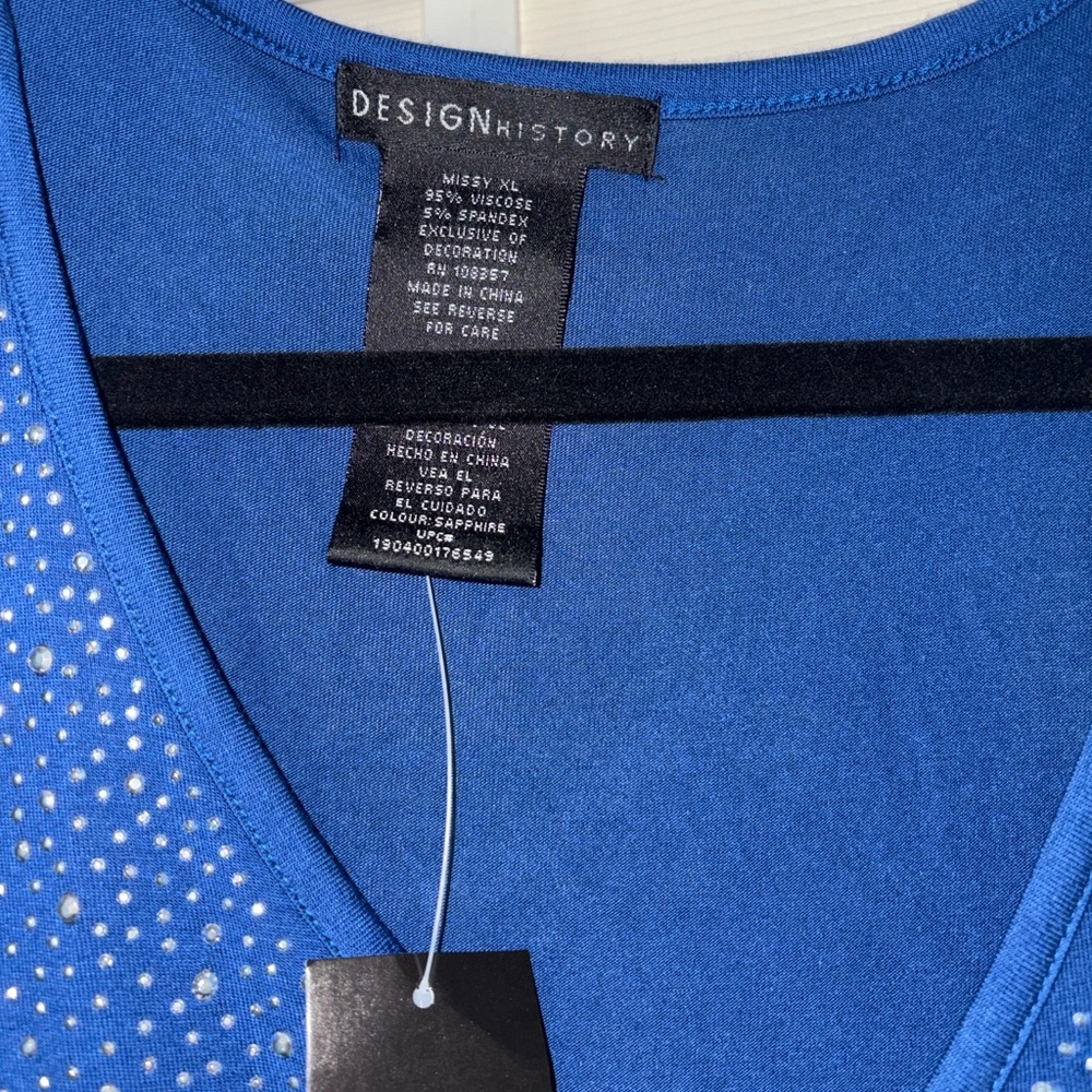 Design History Sapphire V-Neck Top with Rhinestones - Picture 5 of 9